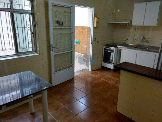 Sobrado à venda com 4 quartos, 200m² - Foto 11