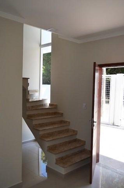 Sobrado à venda com 2 quartos, 90m² - Foto 2