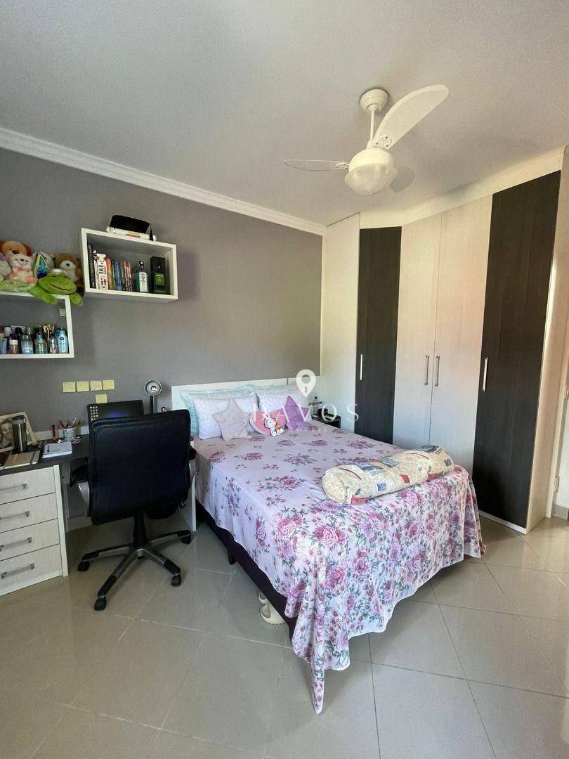 Sobrado à venda com 3 quartos, 240m² - Foto 27