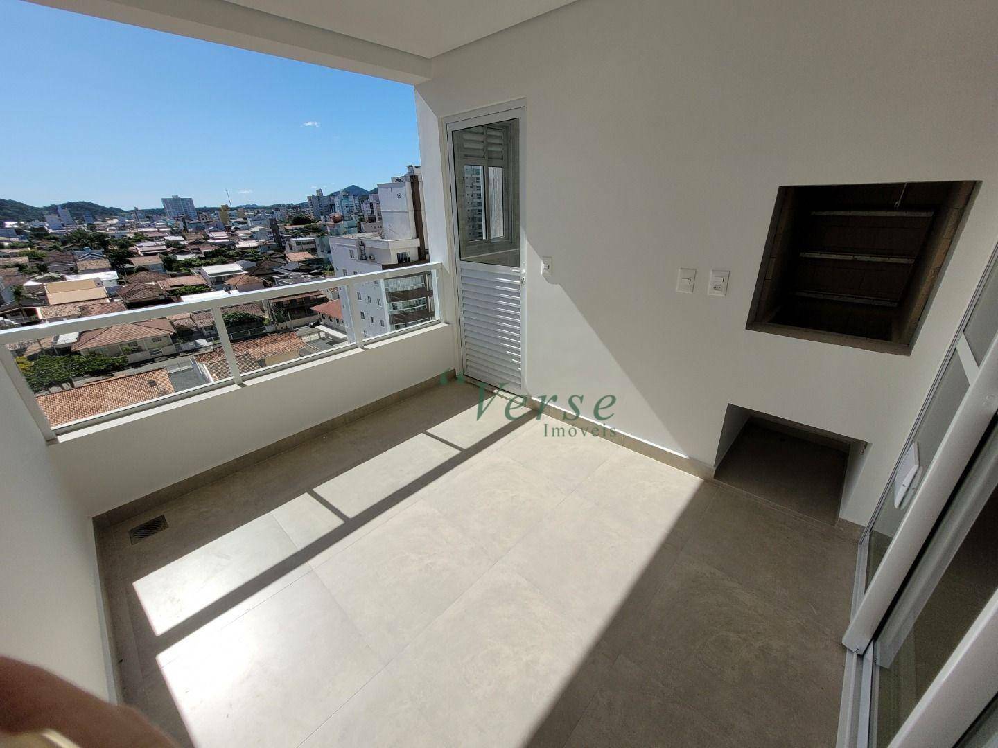 Apartamento à venda com 2 quartos, 77m² - Foto 5