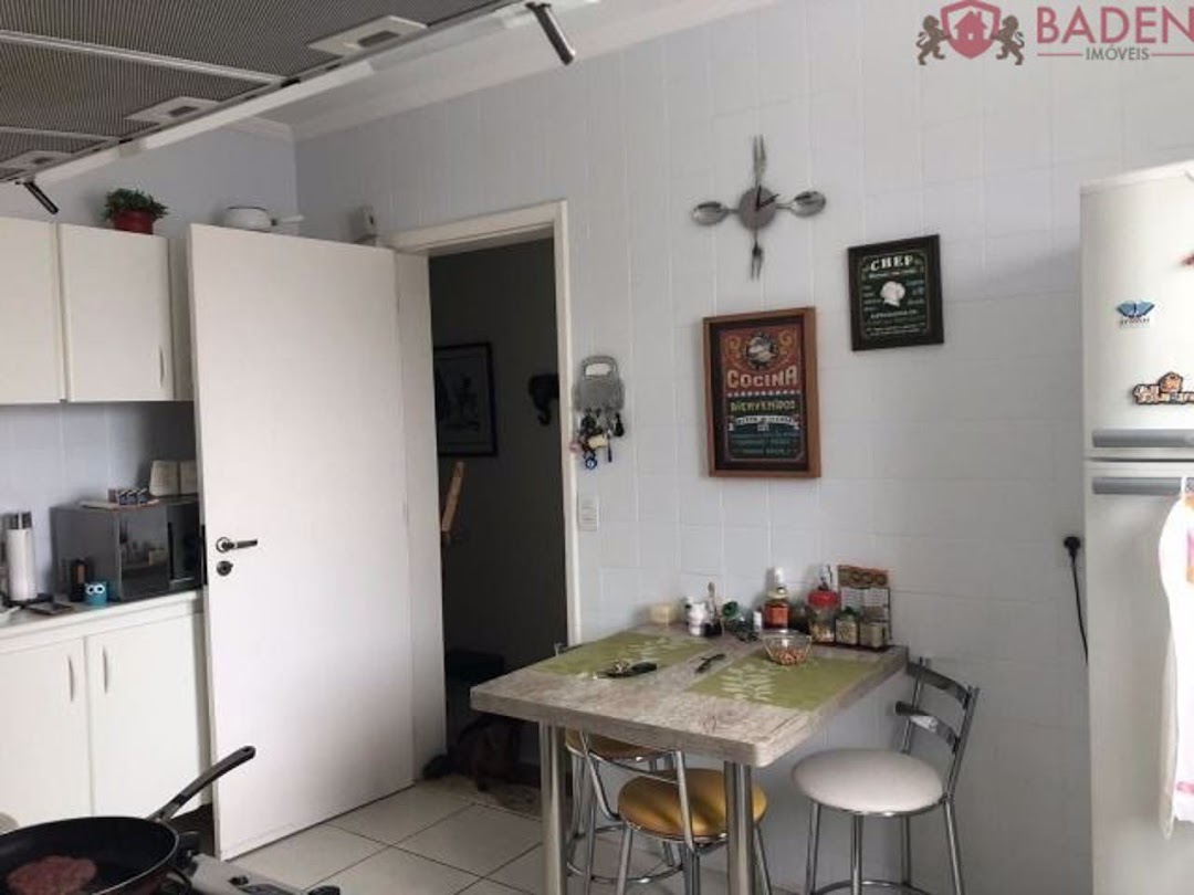 Apartamento à venda com 3 quartos, 94m² - Foto 6