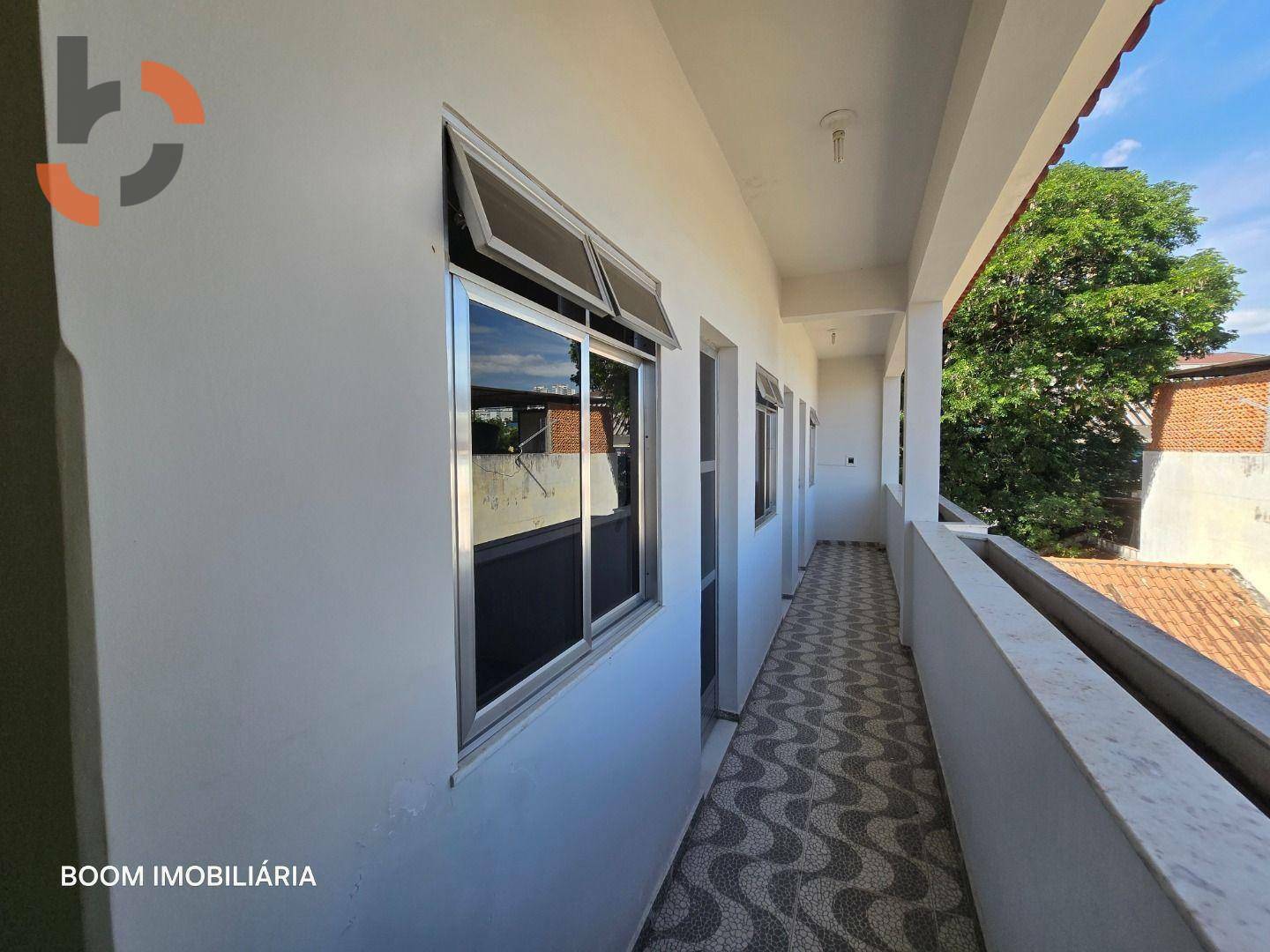 Casa à venda com 5 quartos, 232m² - Foto 25