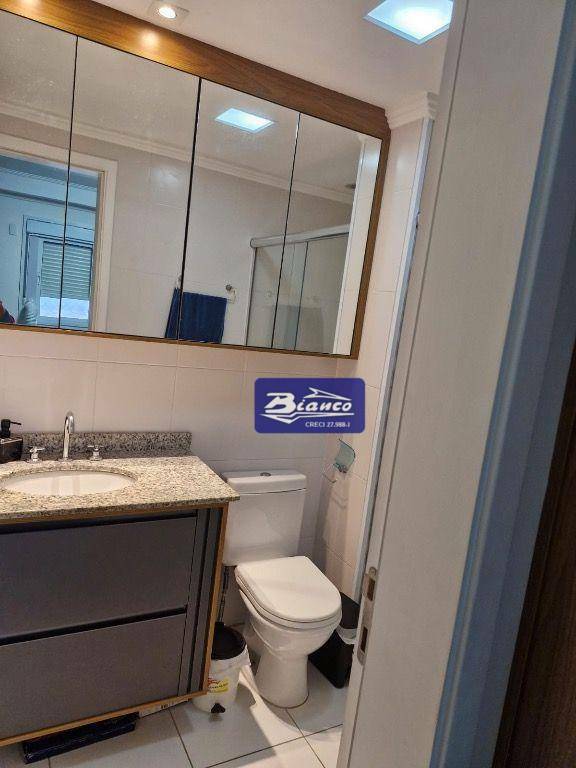 Apartamento à venda com 2 quartos, 68m² - Foto 20