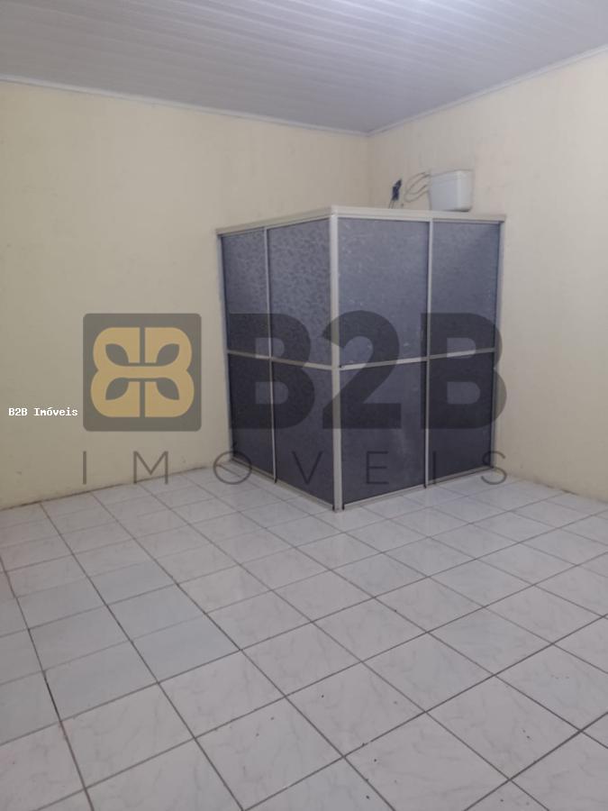 Casa à venda com 2 quartos, 101m² - Foto 18