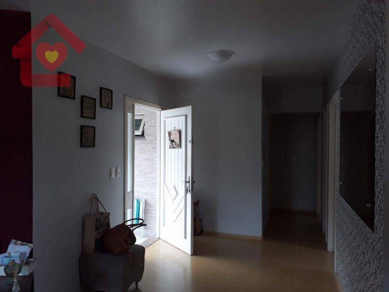 Casa à venda com 3 quartos, 194m² - Foto 4