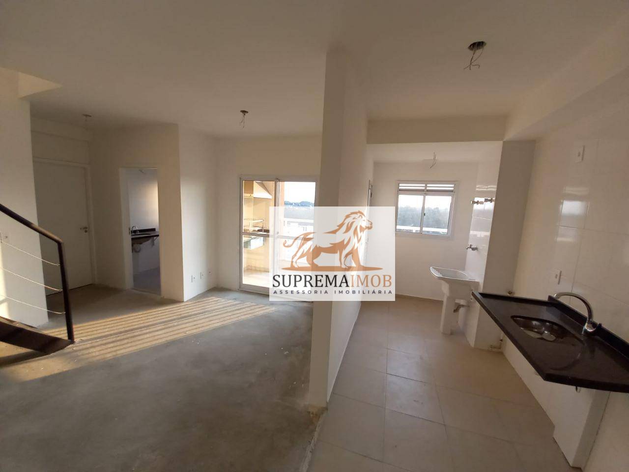 Apartamento à venda com 2 quartos, 120m² - Foto 1