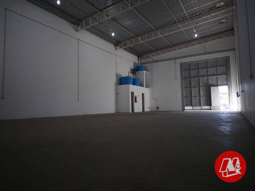 Depósito-Galpão-Armazém para alugar, 230m² - Foto 3