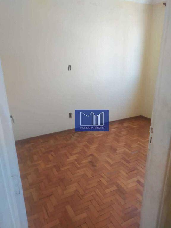 Apartamento à venda com 2 quartos, 70m² - Foto 9