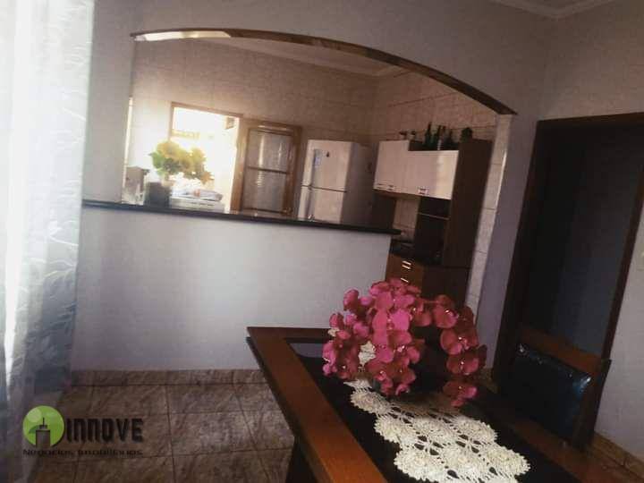 Casa à venda com 3 quartos, 191m² - Foto 35