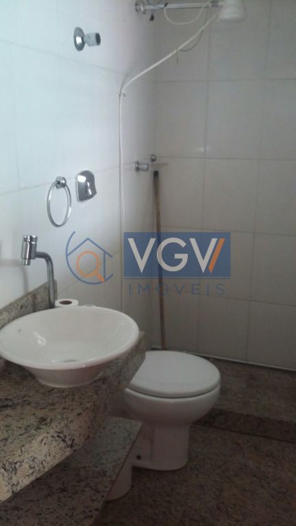 Casa à venda com 3 quartos, 144m² - Foto 8