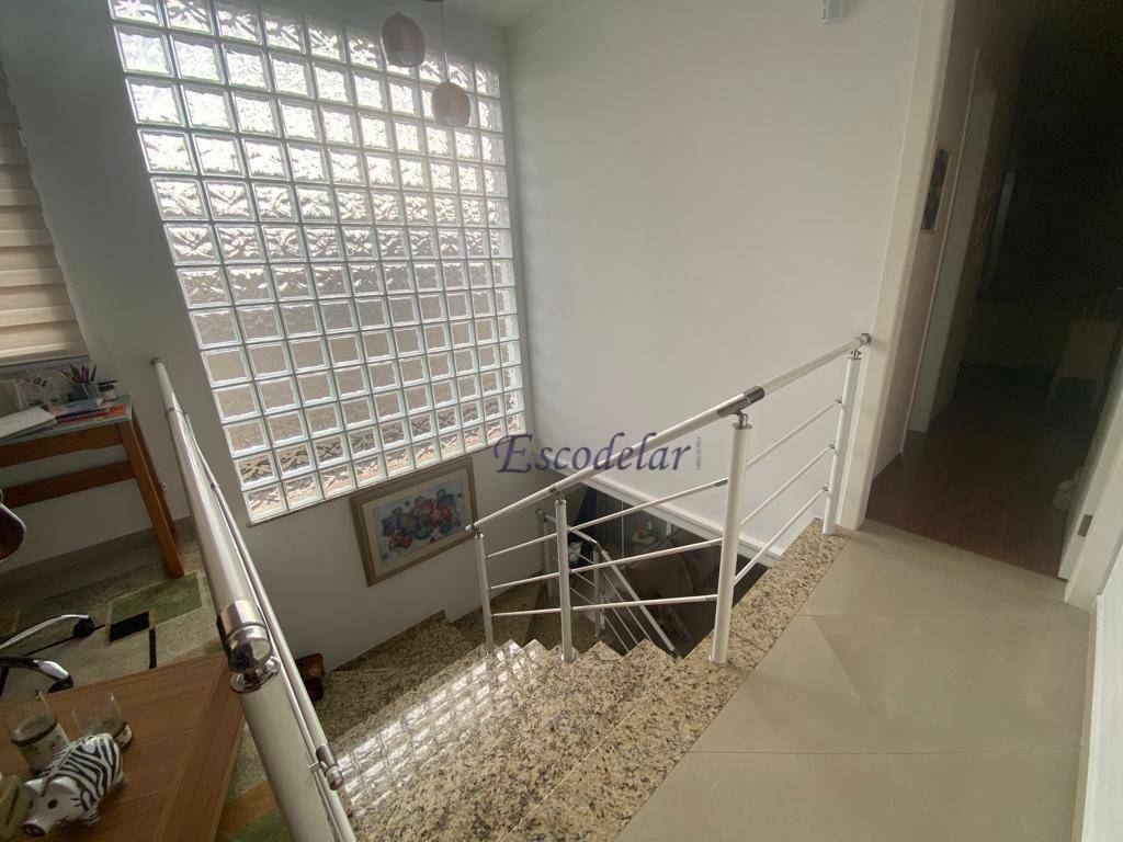 Sobrado à venda com 3 quartos, 205m² - Foto 11