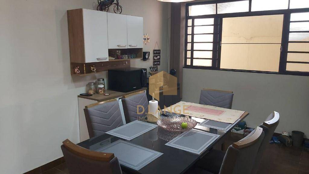 Casa à venda com 3 quartos, 198m² - Foto 7