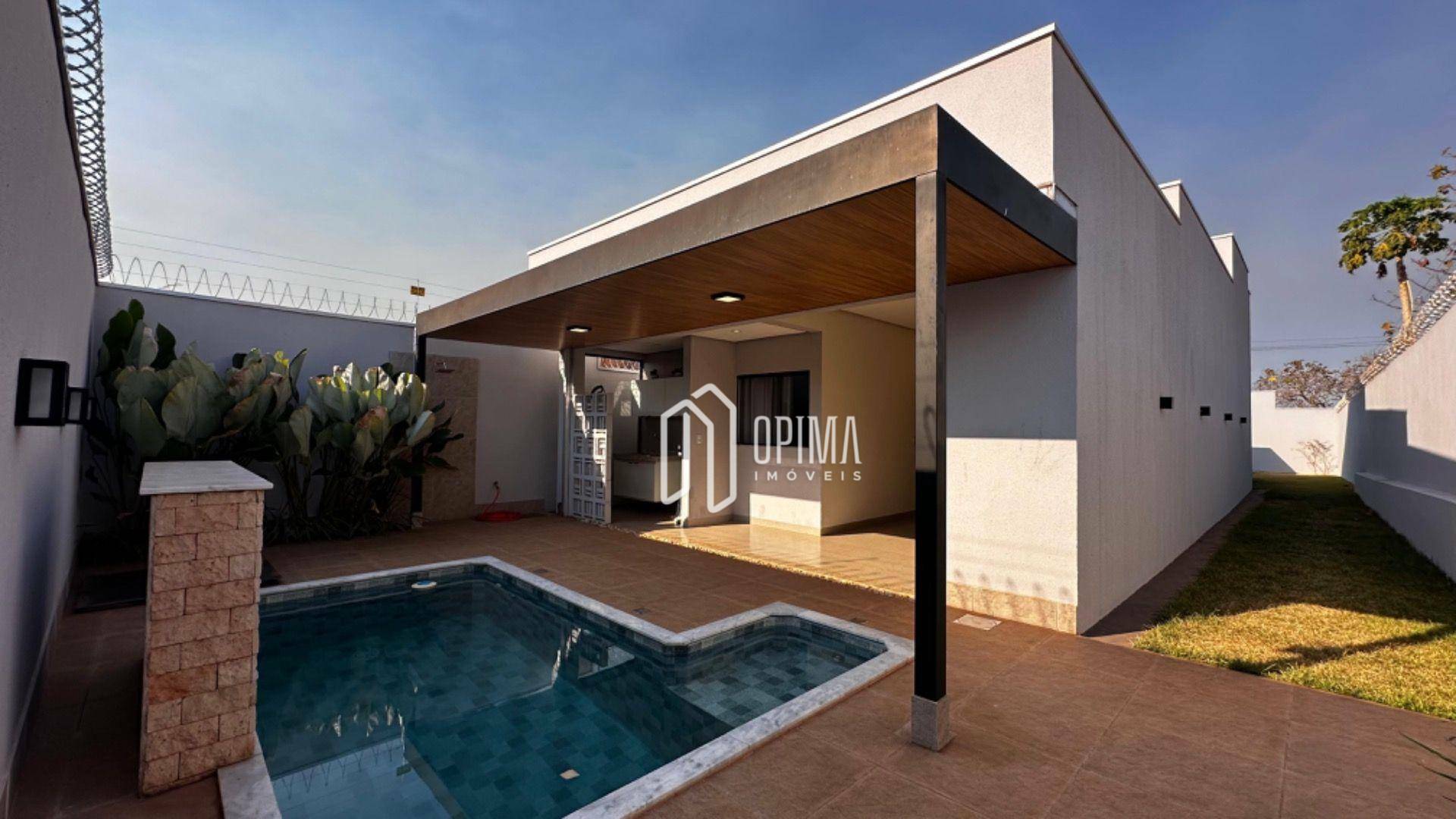 Casa à venda com 3 quartos, 136m² - Foto 1