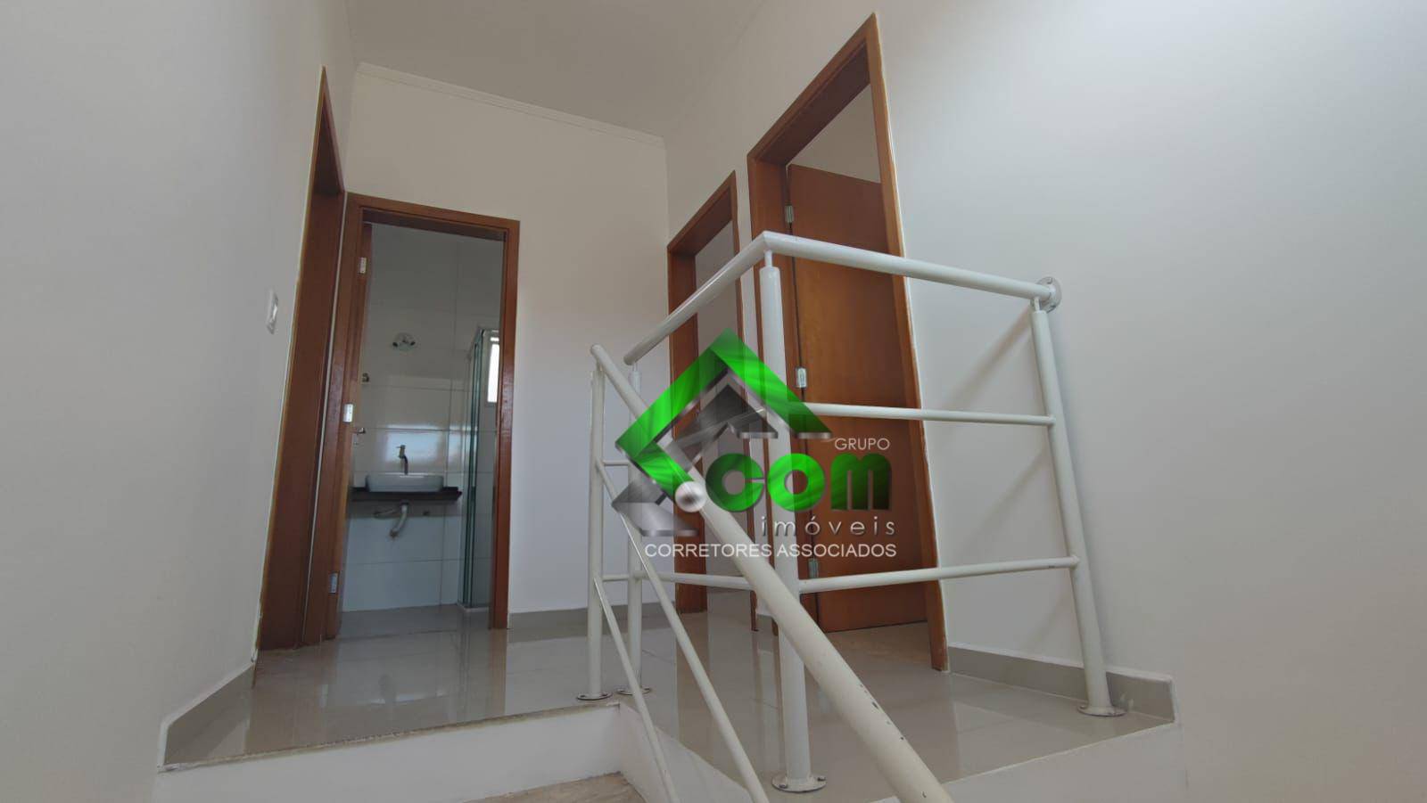 Casa para alugar com 3 quartos, 93m² - Foto 9