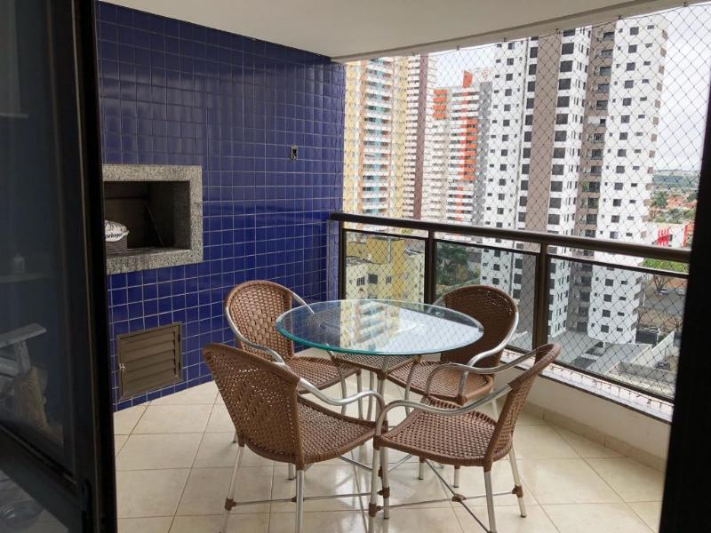 Apartamento à venda com 4 quartos, 151m² - Foto 4