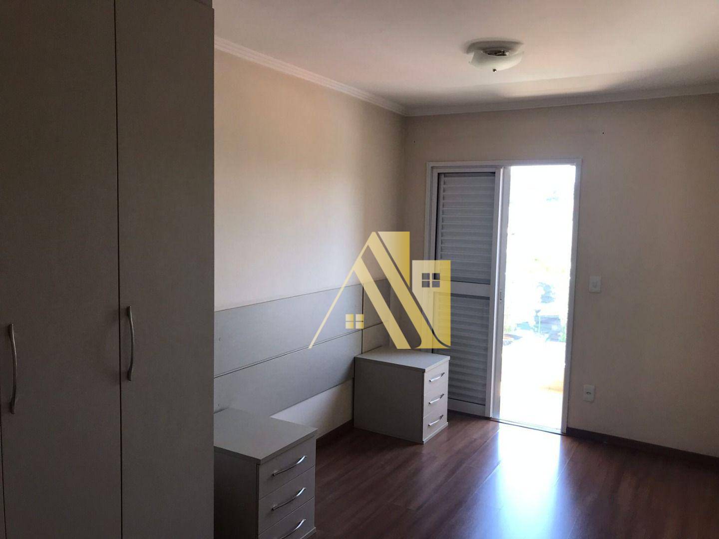 Apartamento à venda com 3 quartos, 82m² - Foto 13