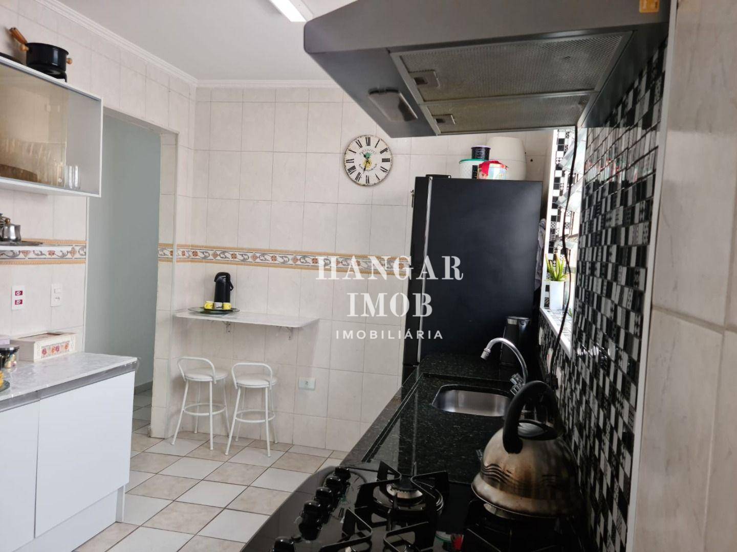 Casa à venda com 3 quartos, 66m² - Foto 28