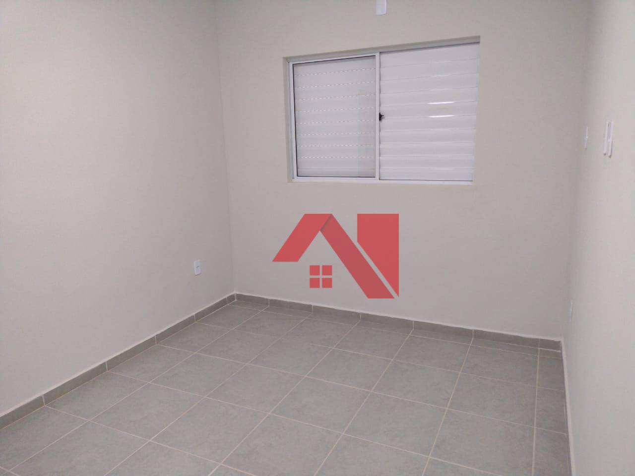 Casa à venda com 3 quartos, 80m² - Foto 14