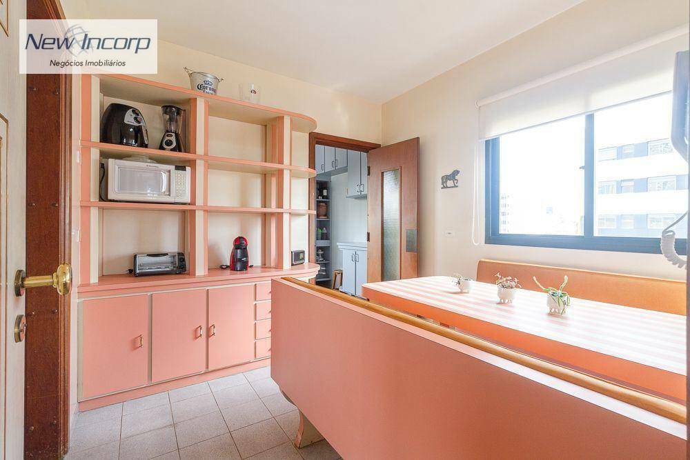 Apartamento à venda com 4 quartos, 153m² - Foto 13