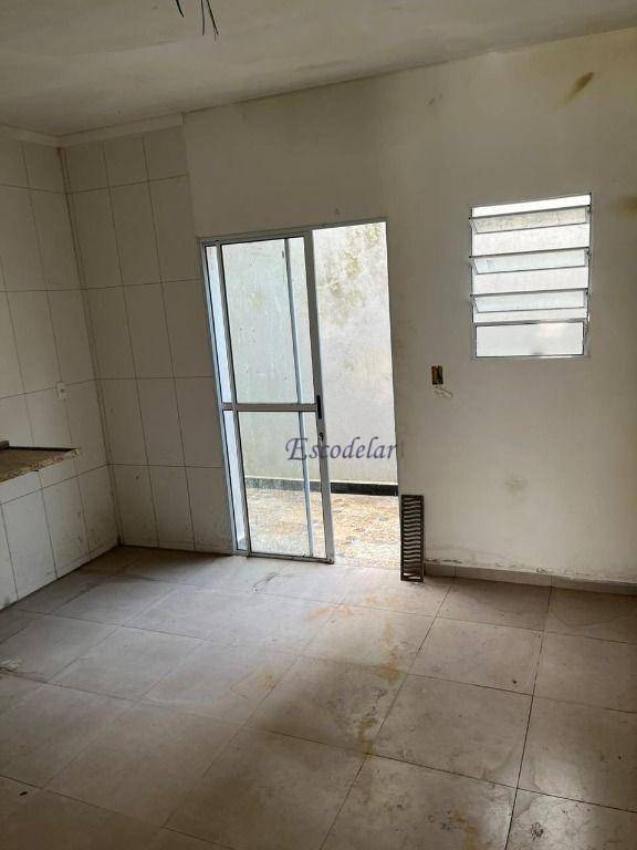 Casa à venda com 2 quartos, 77m² - Foto 3