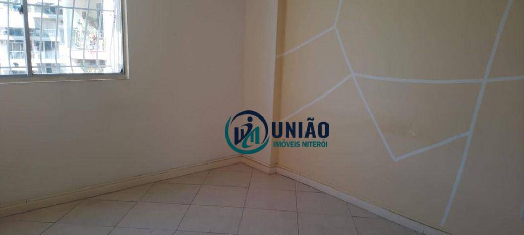 Apartamento à venda com 2 quartos, 70m² - Foto 6
