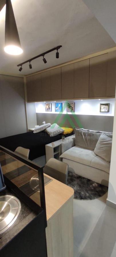 Apartamento à venda com 1 quarto, 27m² - Foto 2