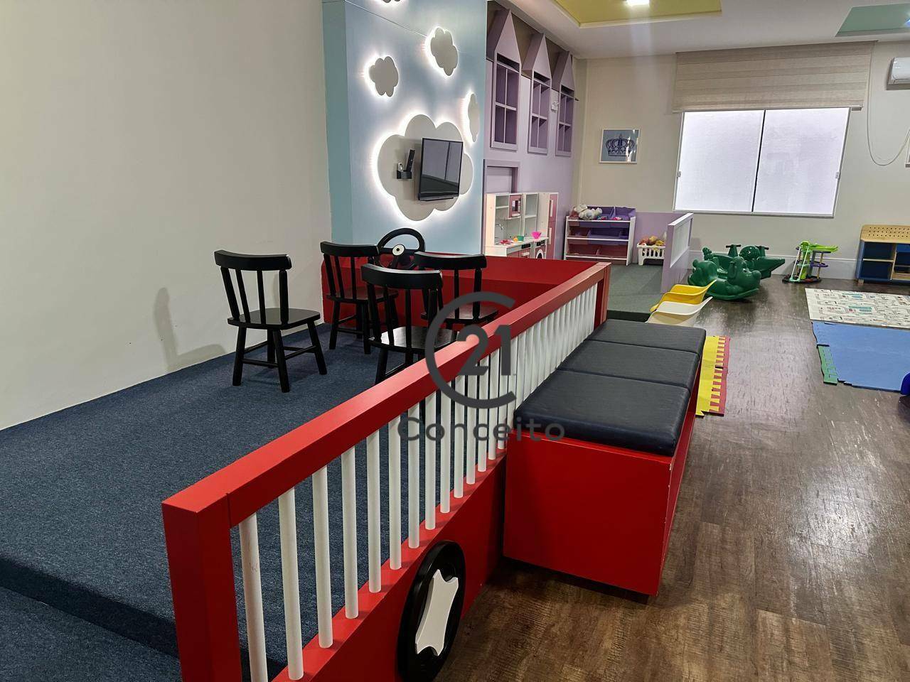 Apartamento para alugar com 2 quartos, 110m² - Foto 22