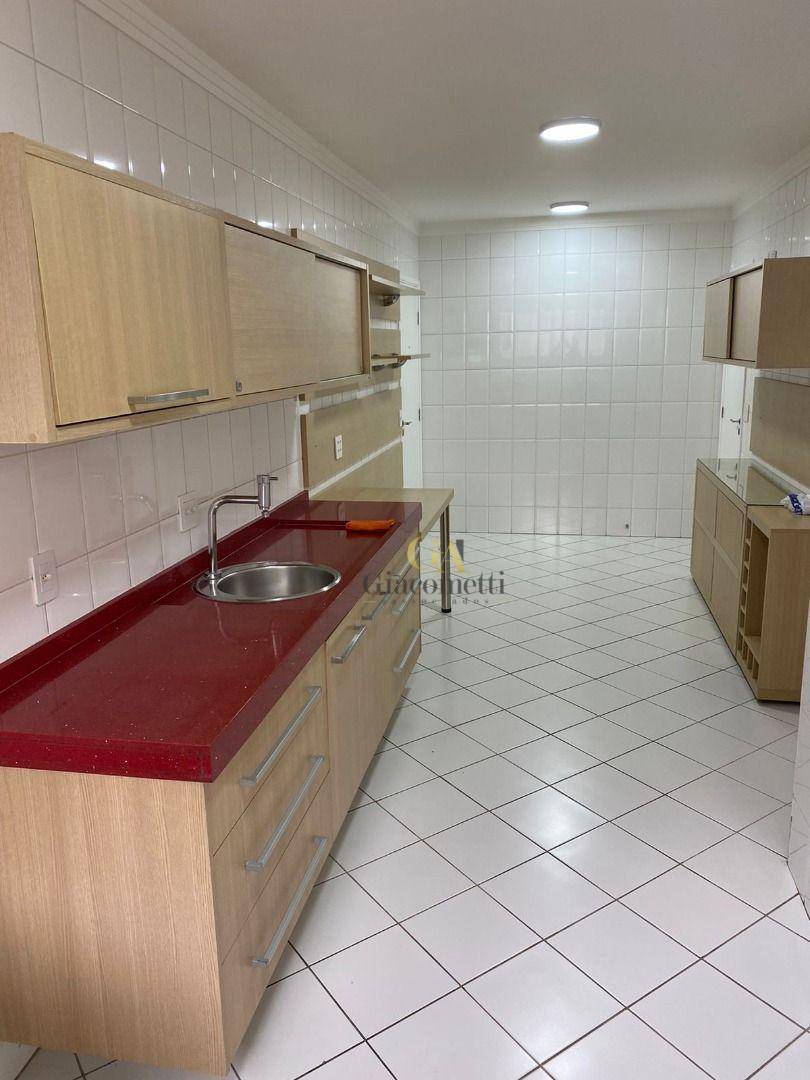 Apartamento à venda com 3 quartos, 168m² - Foto 3