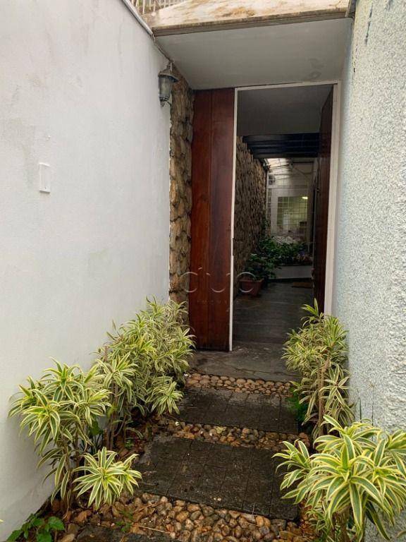 Casa, 3 quartos, 220 m² - Foto 2