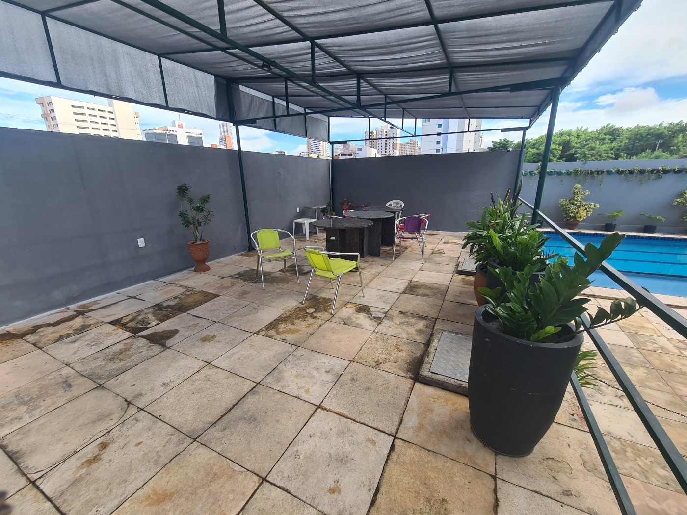Apartamento à venda com 2 quartos, 70m² - Foto 14