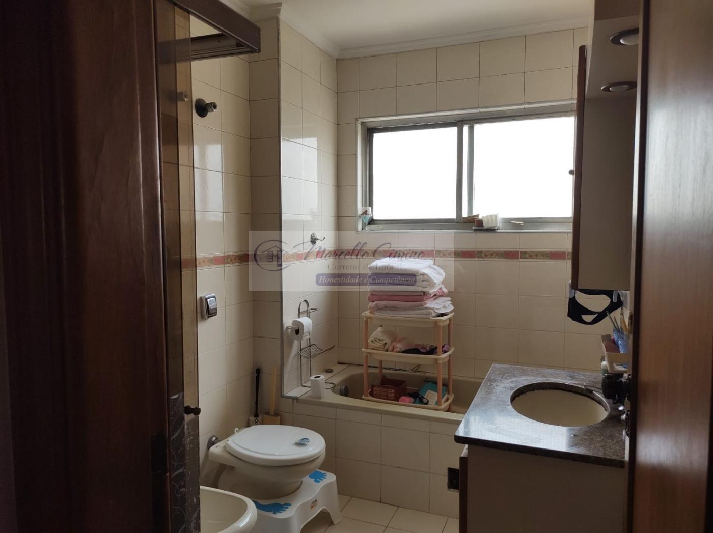 Apartamento à venda com 3 quartos, 186m² - Foto 13