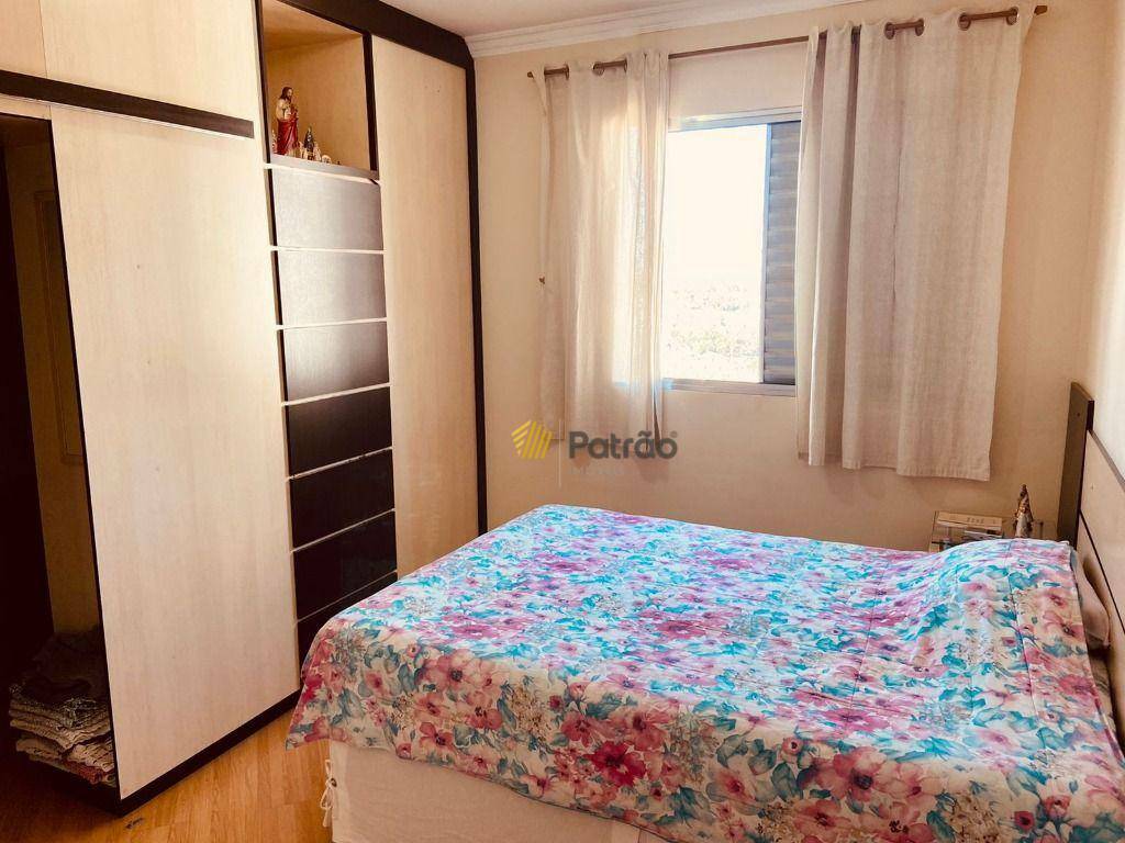 Apartamento à venda com 2 quartos, 82m² - Foto 9