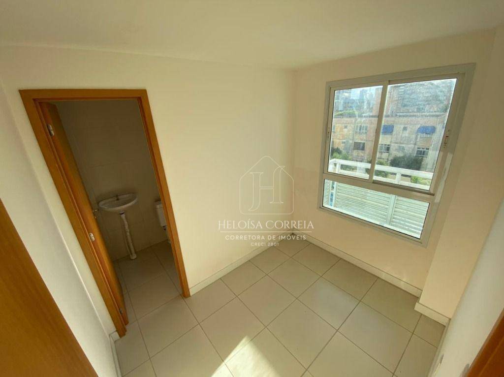 Apartamento à venda com 3 quartos, 141m² - Foto 16