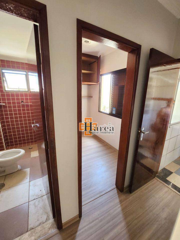 Apartamento à venda com 2 quartos, 64m² - Foto 19