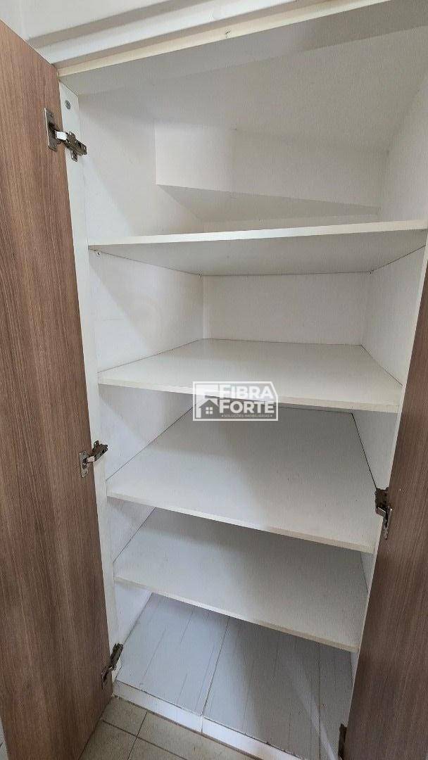 Casa de Condomínio para alugar com 3 quartos, 100m² - Foto 36