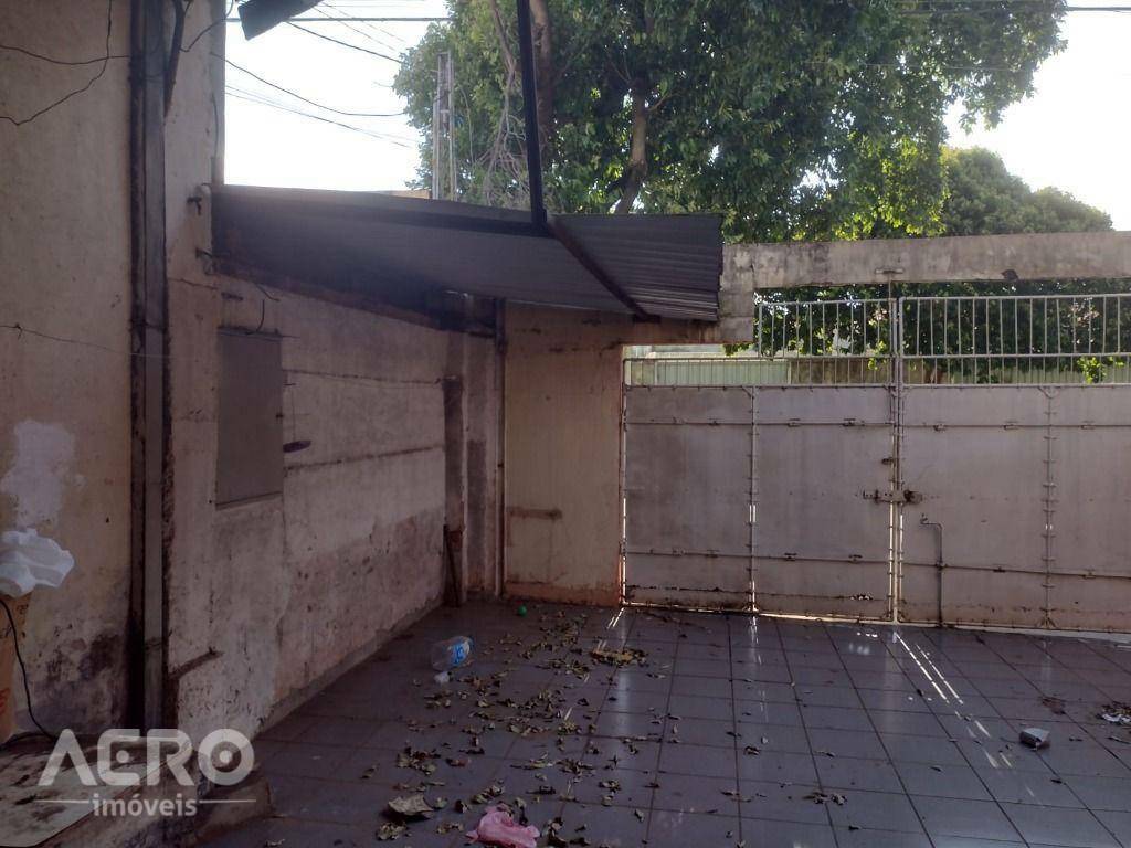 Casa à venda com 3 quartos, 150m² - Foto 4