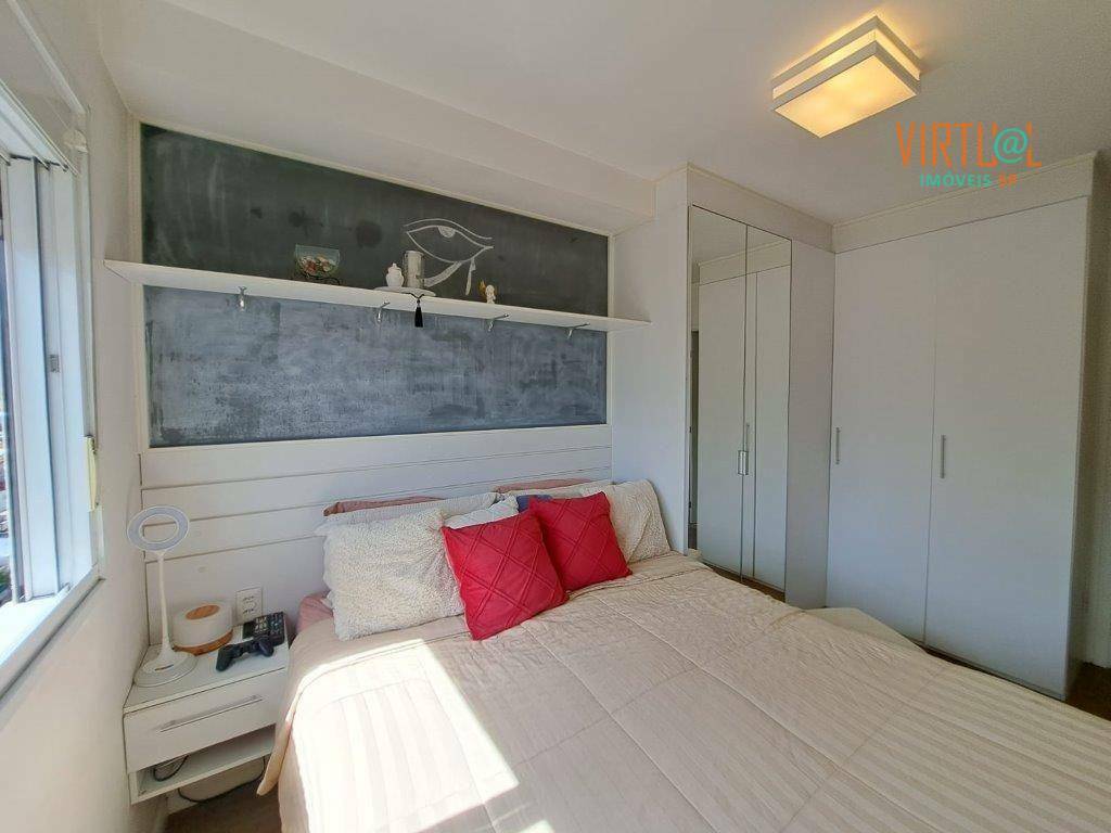 Apartamento à venda com 2 quartos, 62m² - Foto 30