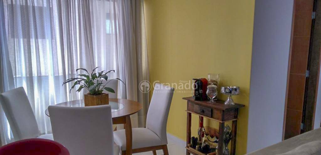 Apartamento à venda com 2 quartos, 72m² - Foto 5