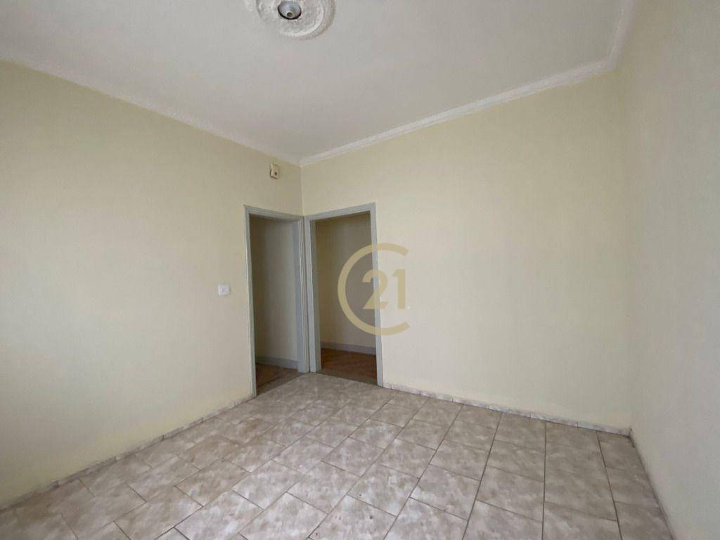 Casa para alugar com 3 quartos, 140m² - Foto 14