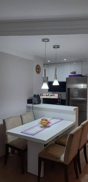 Apartamento à venda com 2 quartos, 57m² - Foto 1