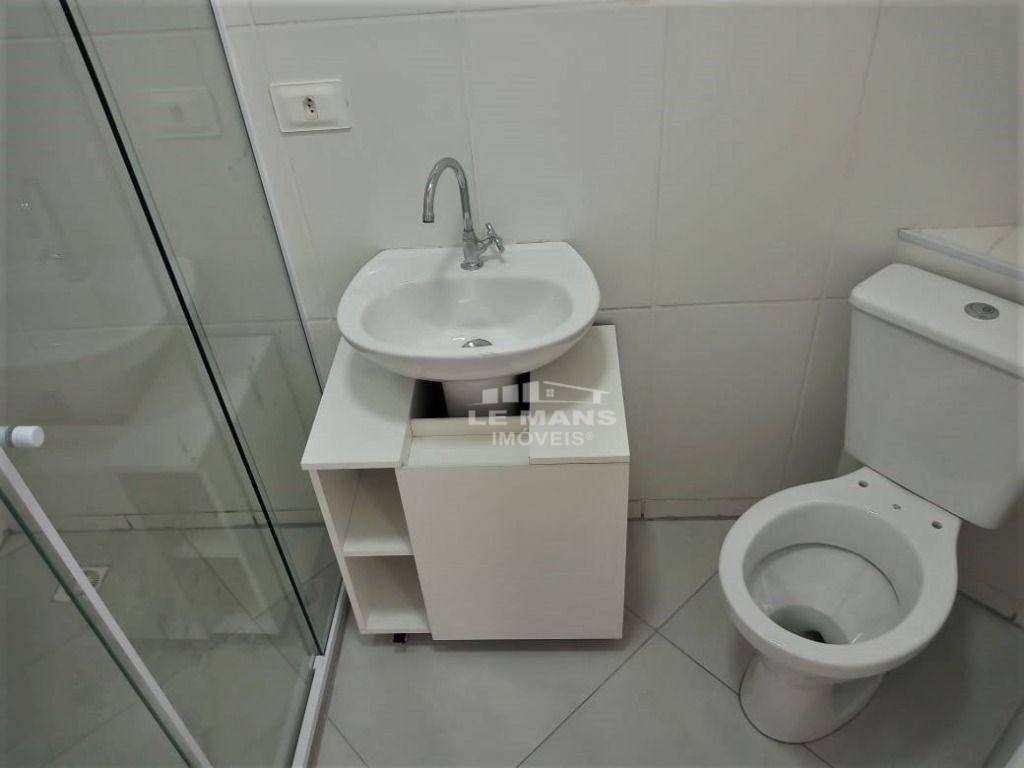 Apartamento à venda com 2 quartos, 66m² - Foto 17