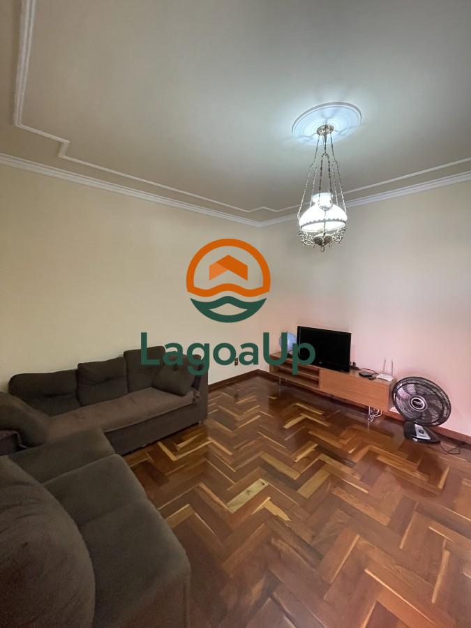 Casa à venda com 4 quartos, 160m² - Foto 3