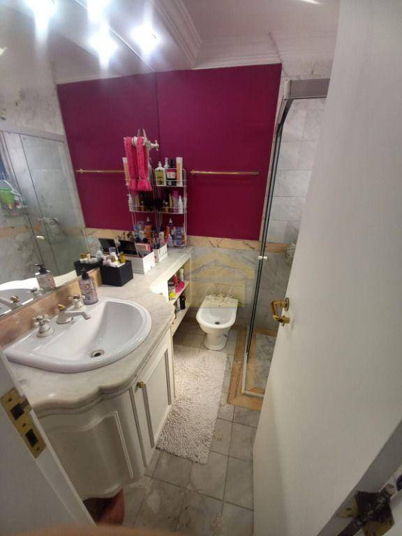 Apartamento à venda com 4 quartos, 266m² - Foto 44