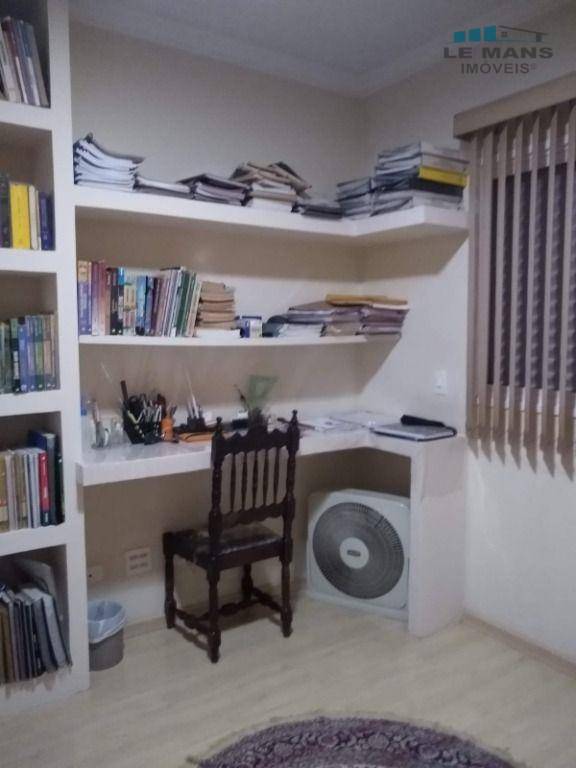 Casa à venda com 3 quartos, 170m² - Foto 9