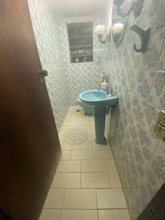 Sobrado à venda com 3 quartos, 205m² - Foto 20