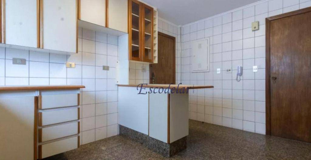 Apartamento à venda com 4 quartos, 153m² - Foto 14