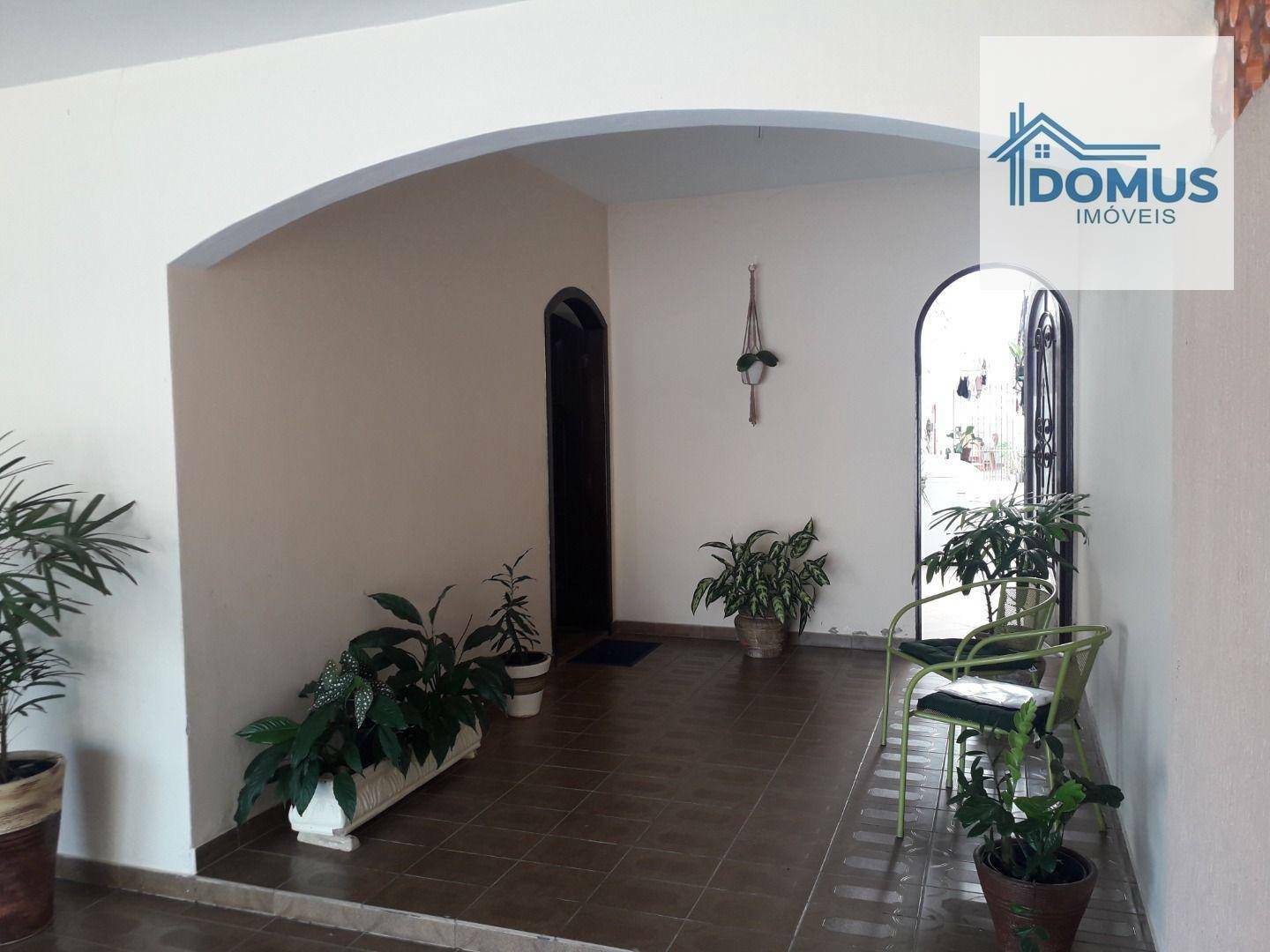 Casa à venda com 3 quartos, 194m² - Foto 8