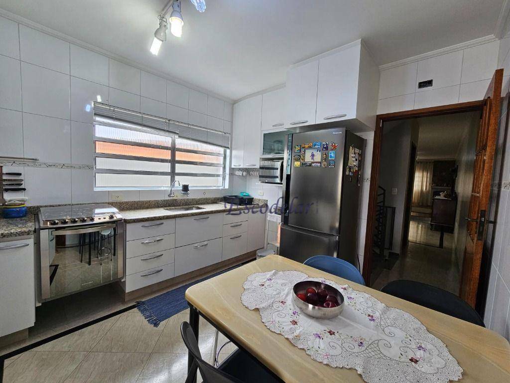 Sobrado à venda com 3 quartos, 218m² - Foto 14