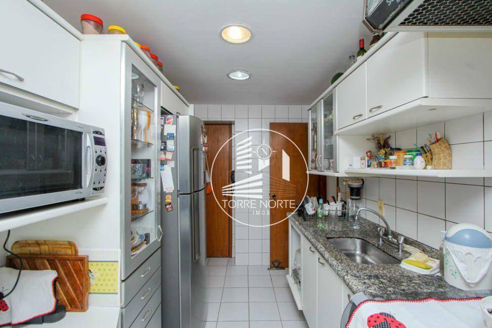 Apartamento à venda com 3 quartos, 105m² - Foto 8