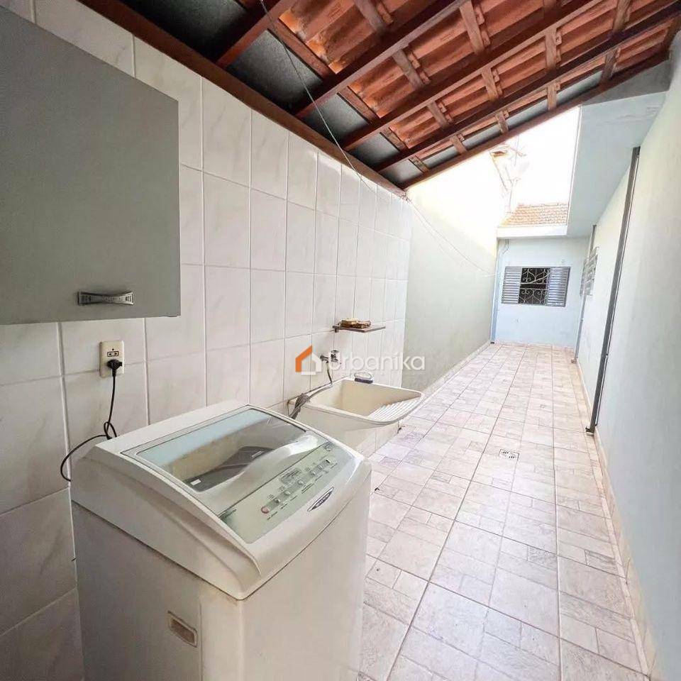 Casa, 2 quartos, 140 m² - Foto 1